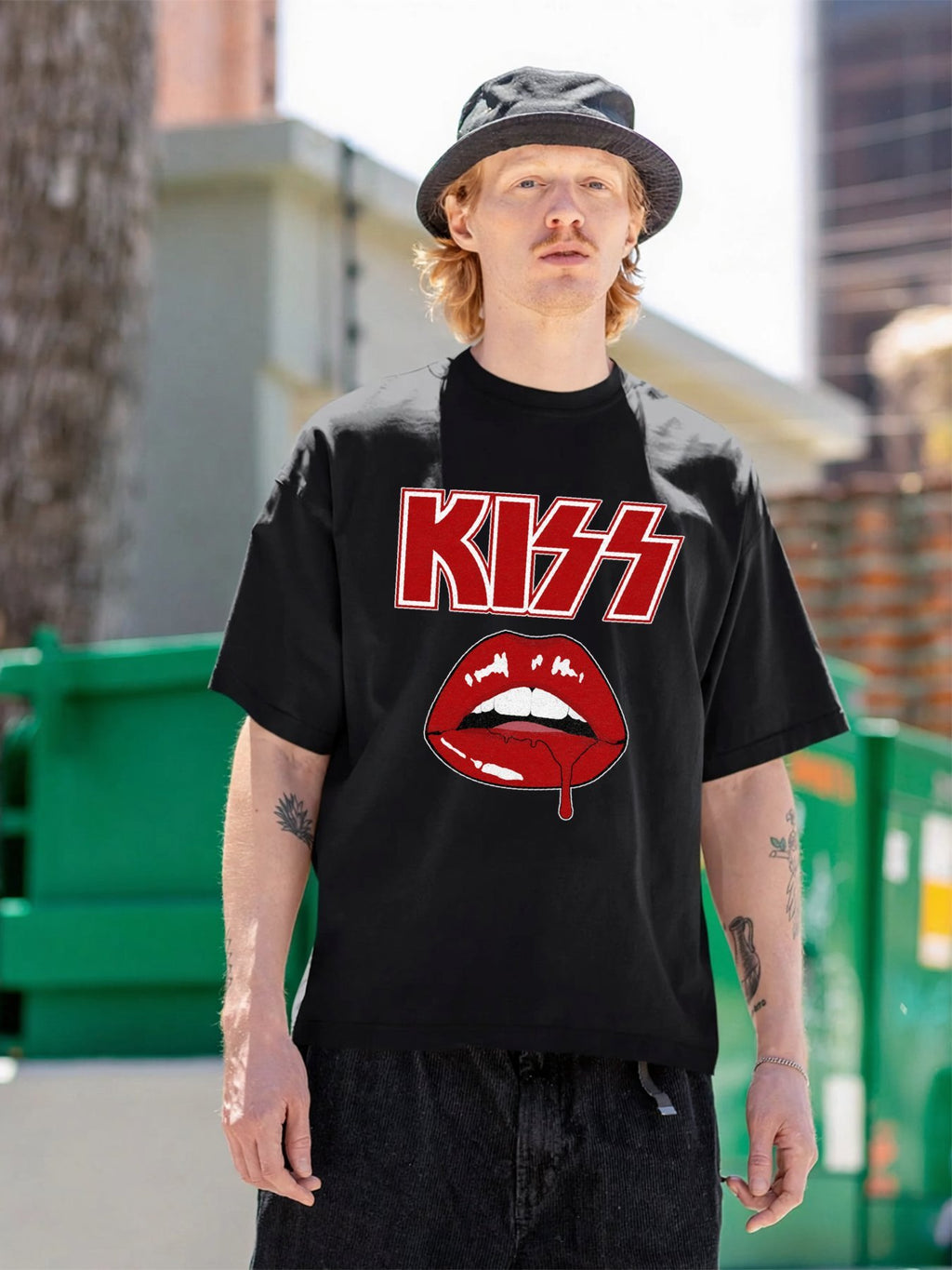 KISS Red Lips Logo Graphic T-Shirt