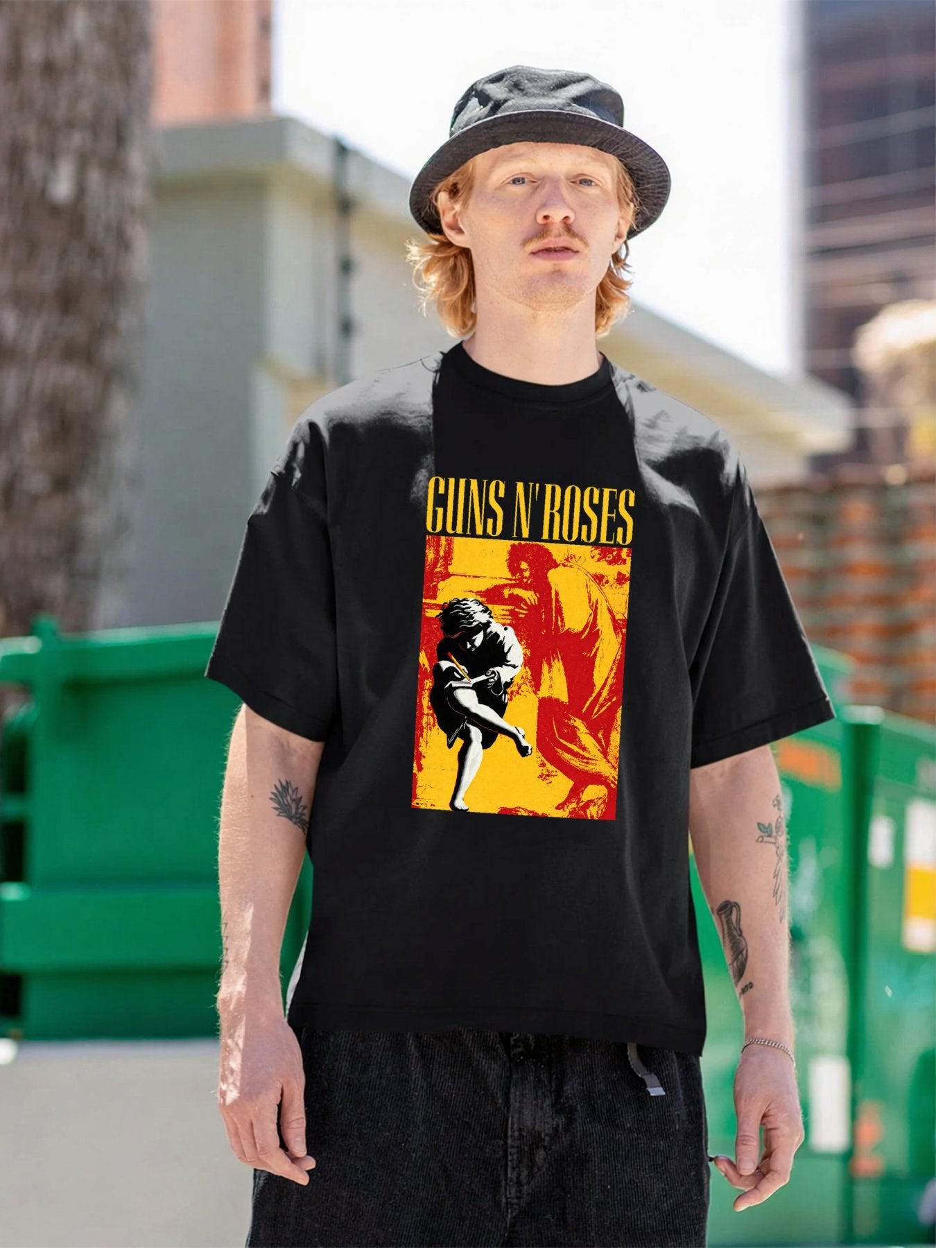 Guns N' Roses Vintage Poster Graphic T-Shirt