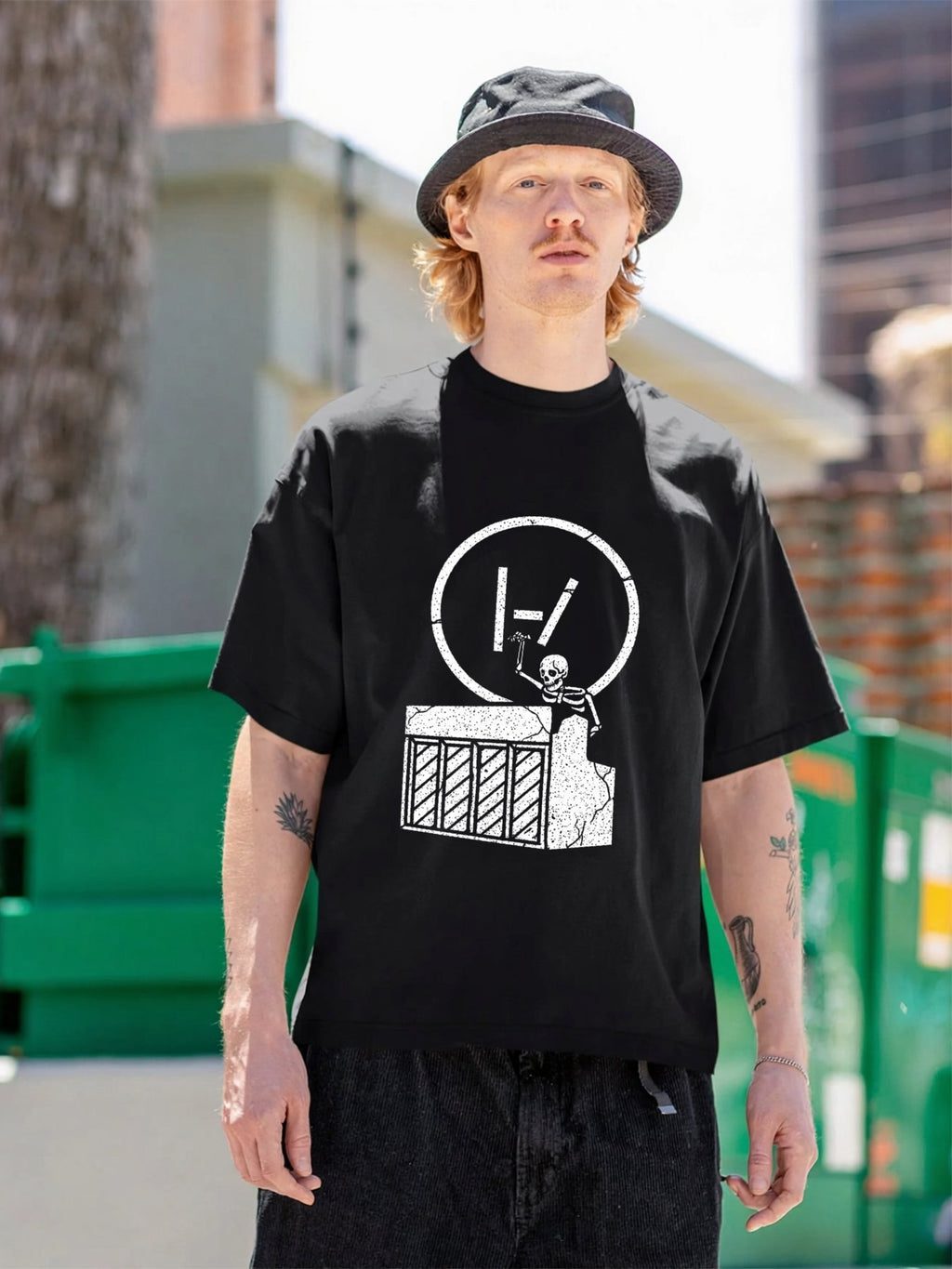 Twenty One Pilots Skeleton Piano Minimalist T-Shirt