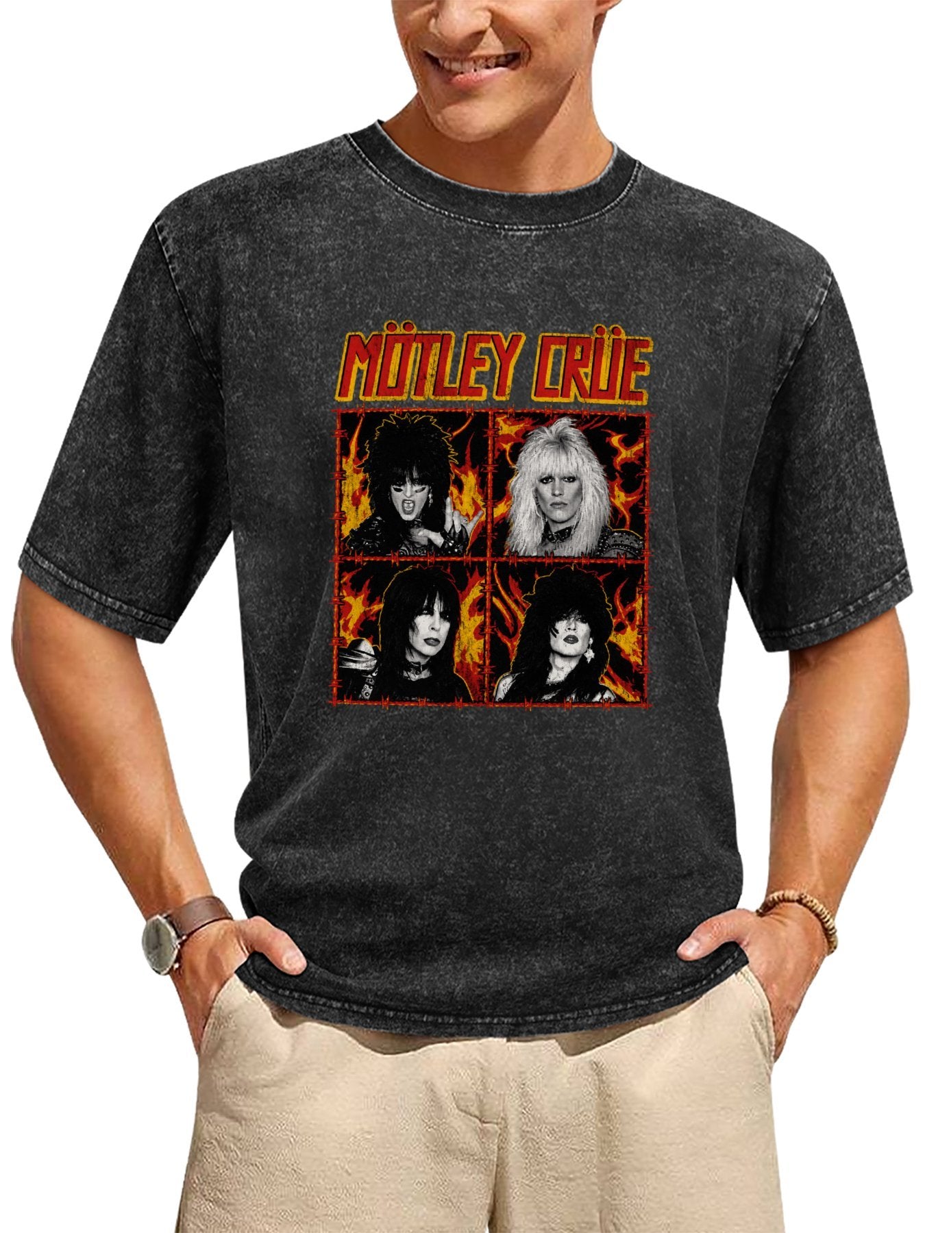 Mötley Crüe Flaming Portrait Graphic T-Shirt