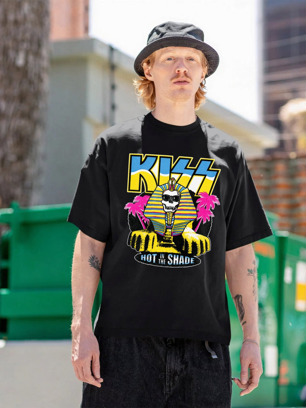 KISS Hot In The Shade Sphinx Skull Graphic T-Shirt