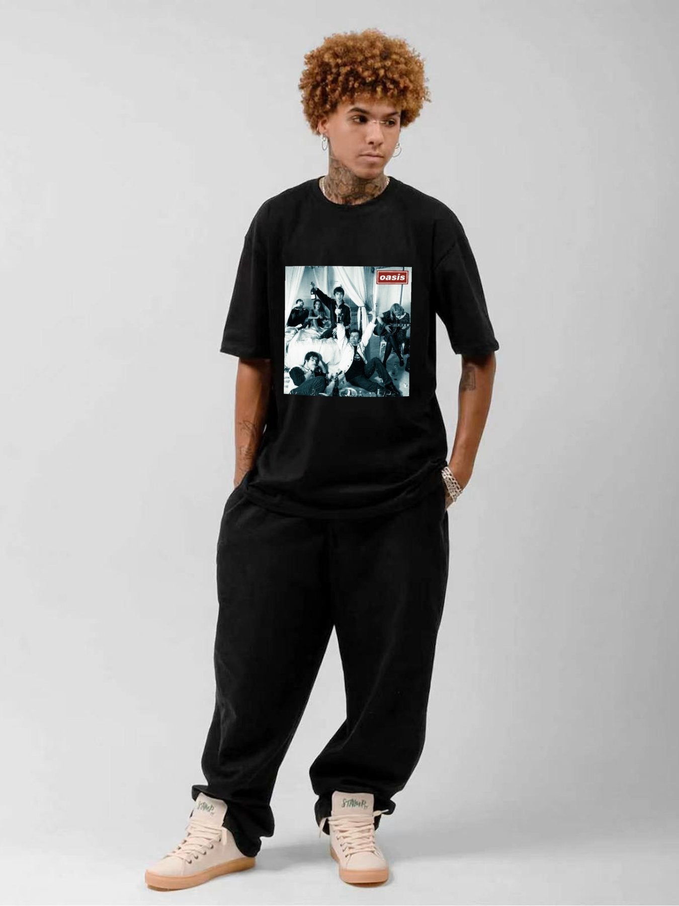 Oasis Bedroom Party Photo Graphic T-Shirt