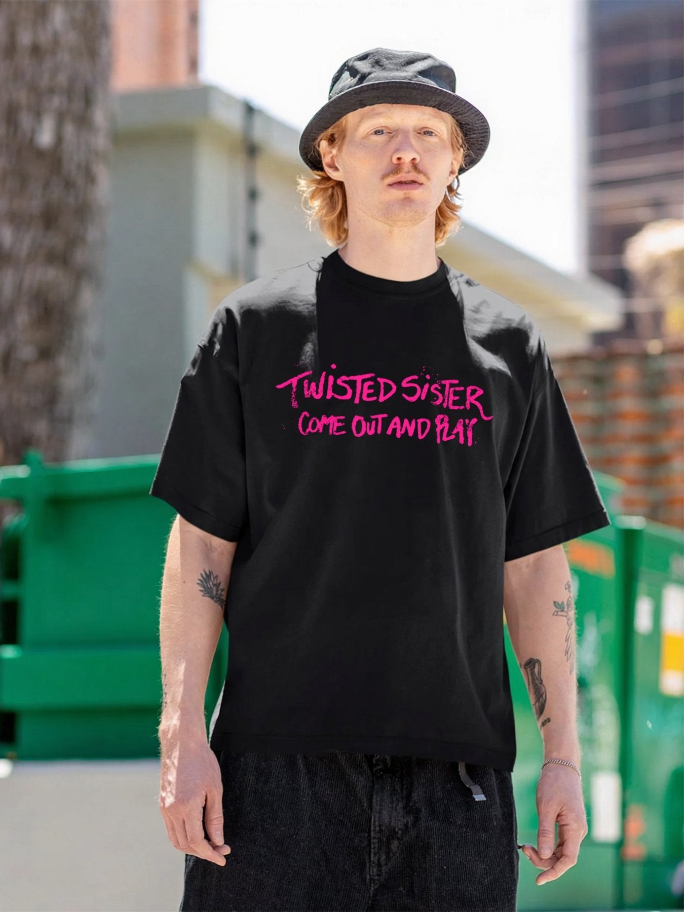 Twisted Sister “Come Out and Play” Graphic T-Shirt