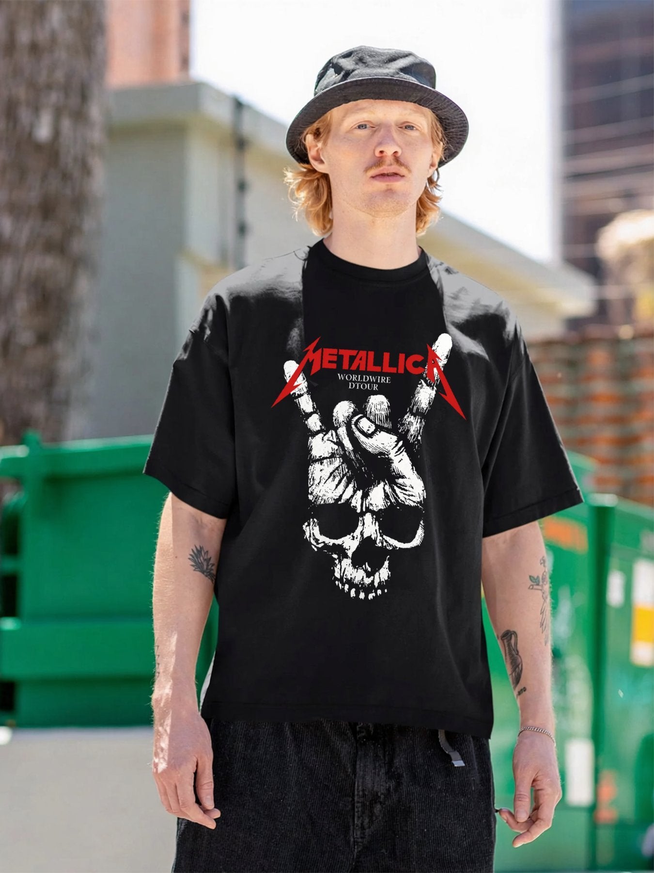 Metallica Skull Horn Hand Graphic T-Shirt