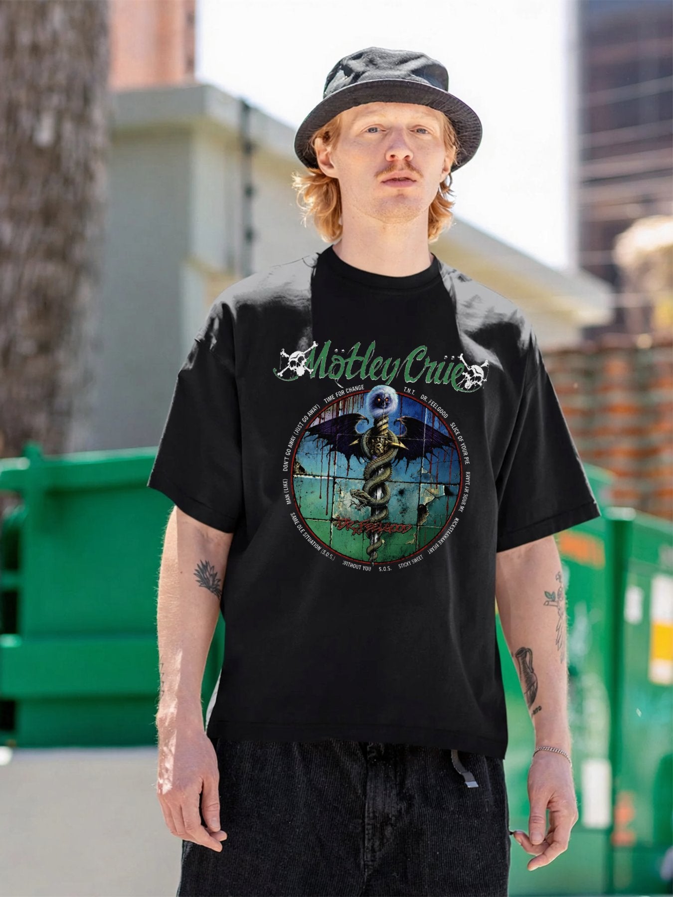 Mötley Crüe Dr. Feelgood Circular Album Graphic T-Shirt