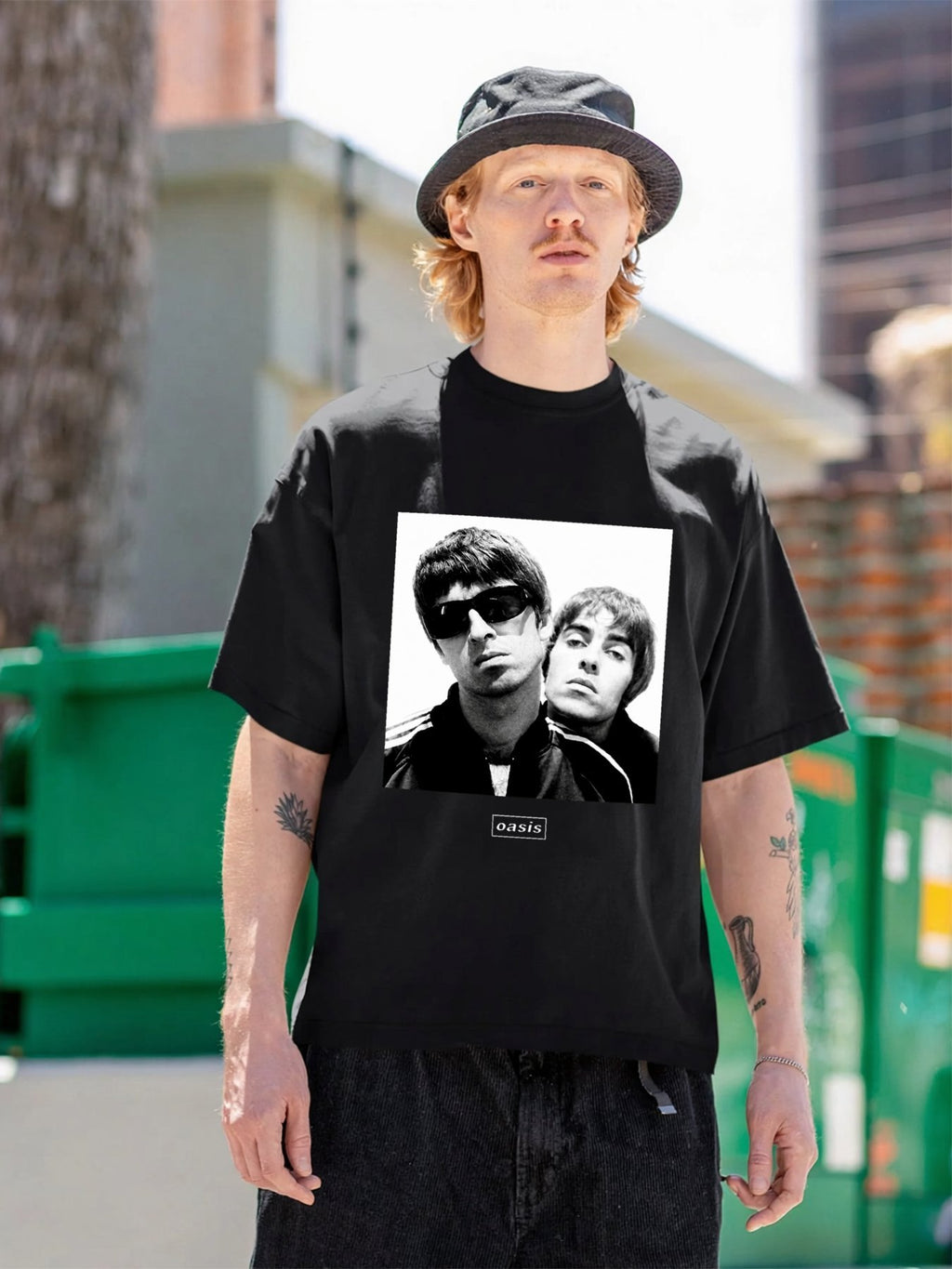 Oasis Black-and-White Duo Photo Graphic T-Shirt