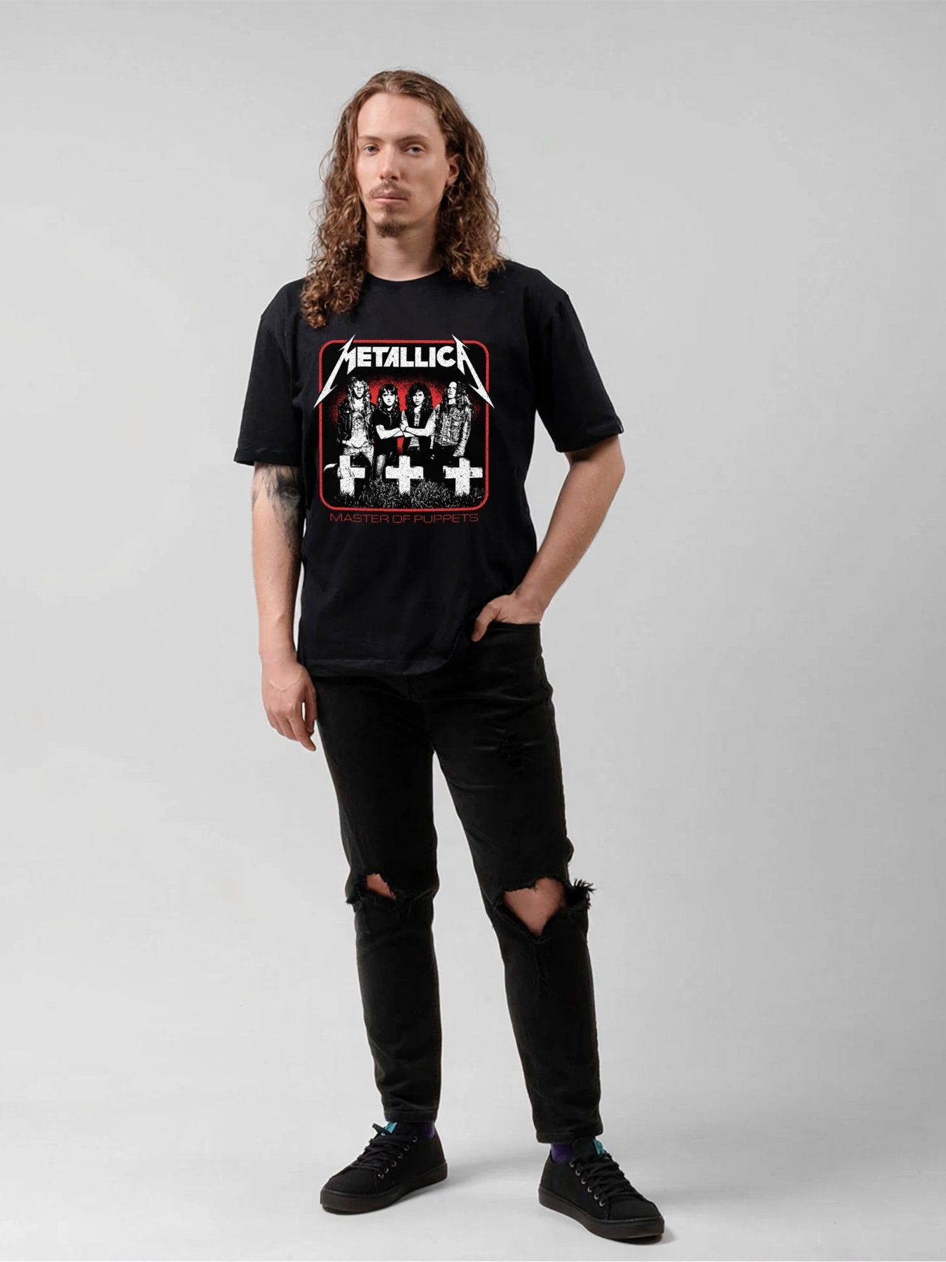 Metallica “Master of Puppets” Band Portrait Graphic T-Shirt