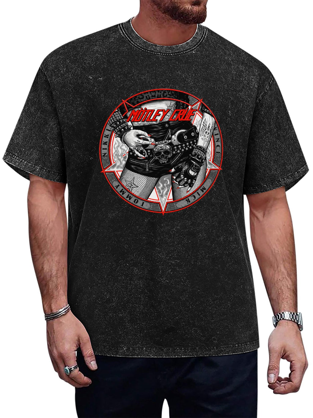 Mötley Crüe Rock Star Circle Graphic T-Shirt