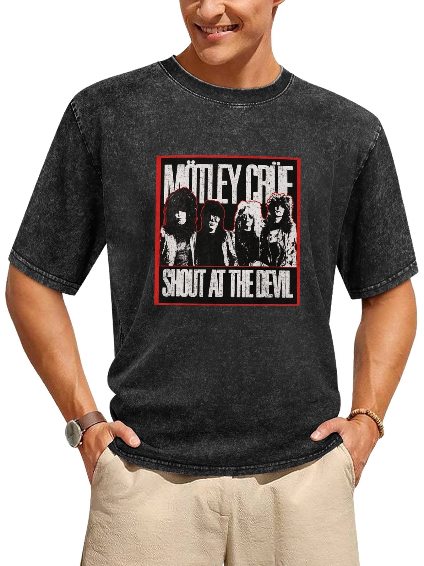 Mötley Crüe Shout at the Devil Band Photo T-Shirt Secondary image