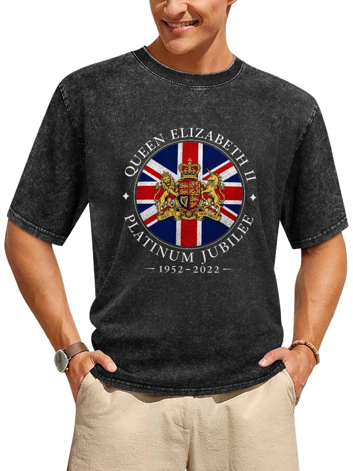 Queen Elizabeth II Platinum Jubilee Crest Graphic T-Shirt