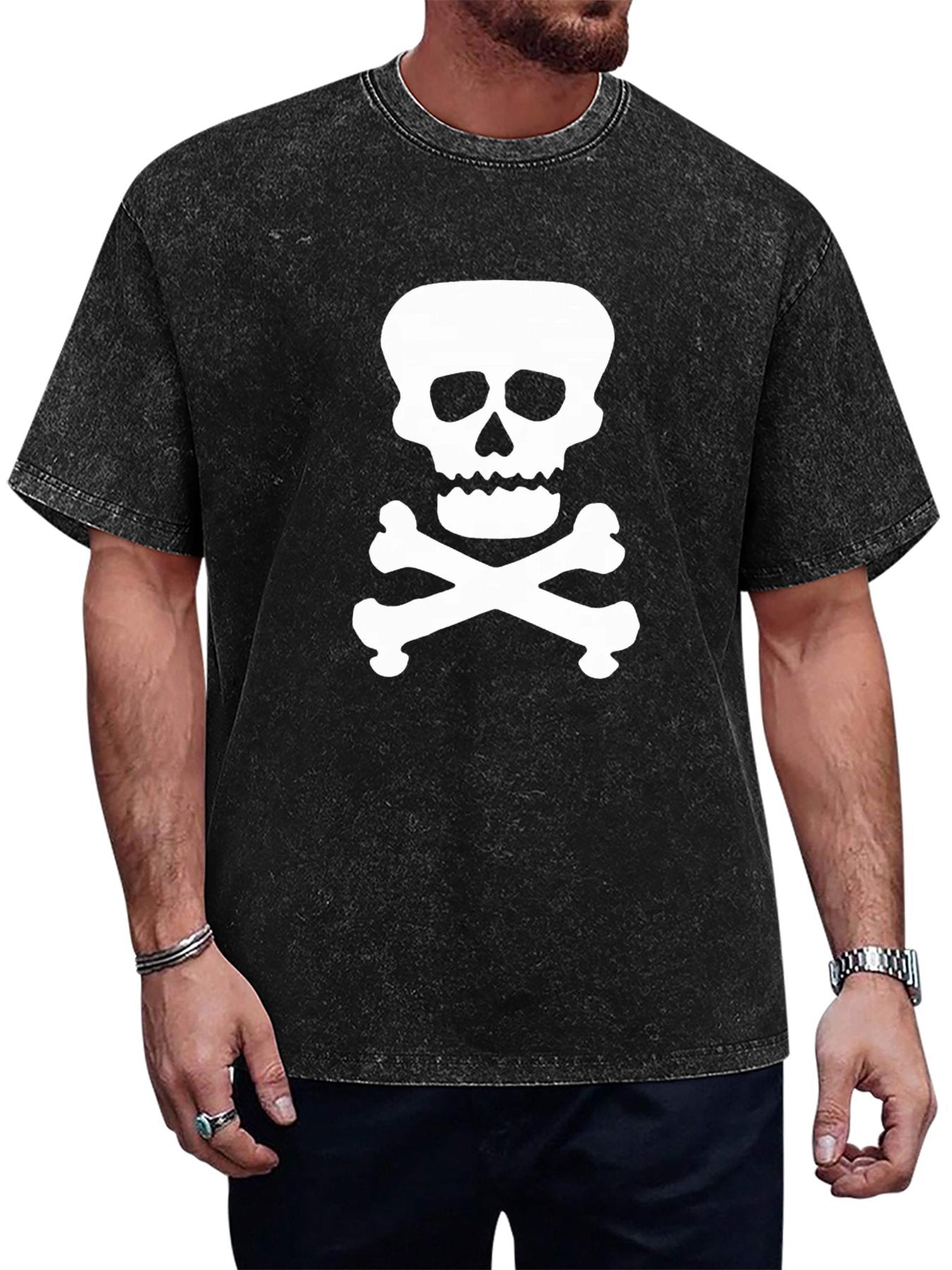 Classic Punk Rock Skull and Crossbones Graphic T-Shirt