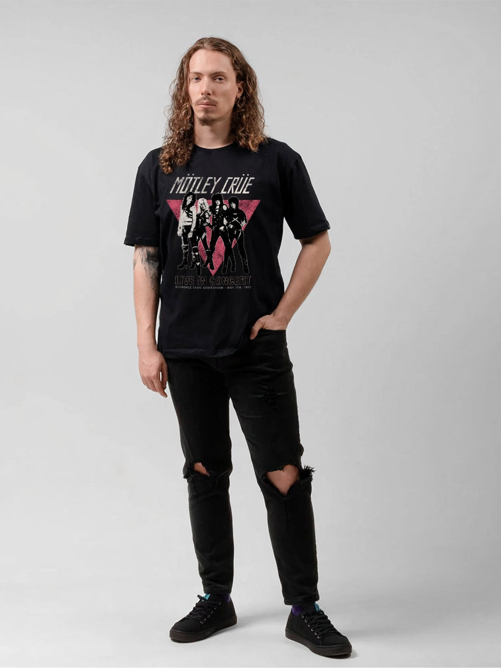 Mötley Crüe Live In Concert Triangle Graphic T-Shirt