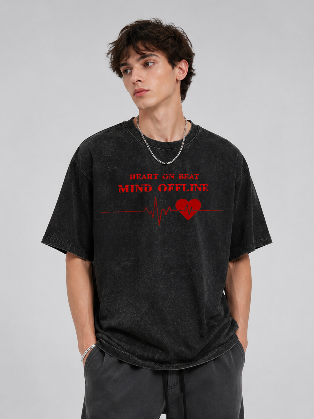 Heart on Beat Mind Offline Graphic Washed T-Shirt Main image