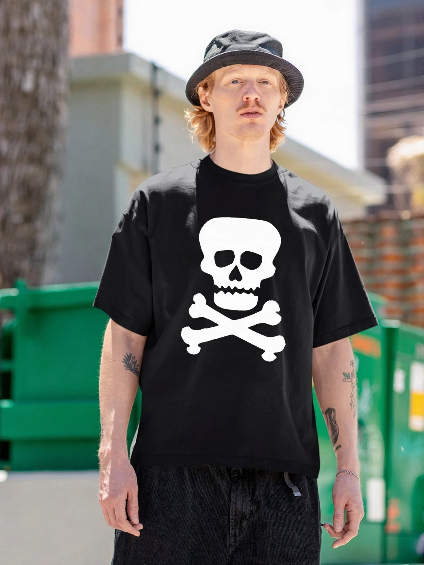 Skull and Crossbones Minimalist Gothic Graphic T-Shirt