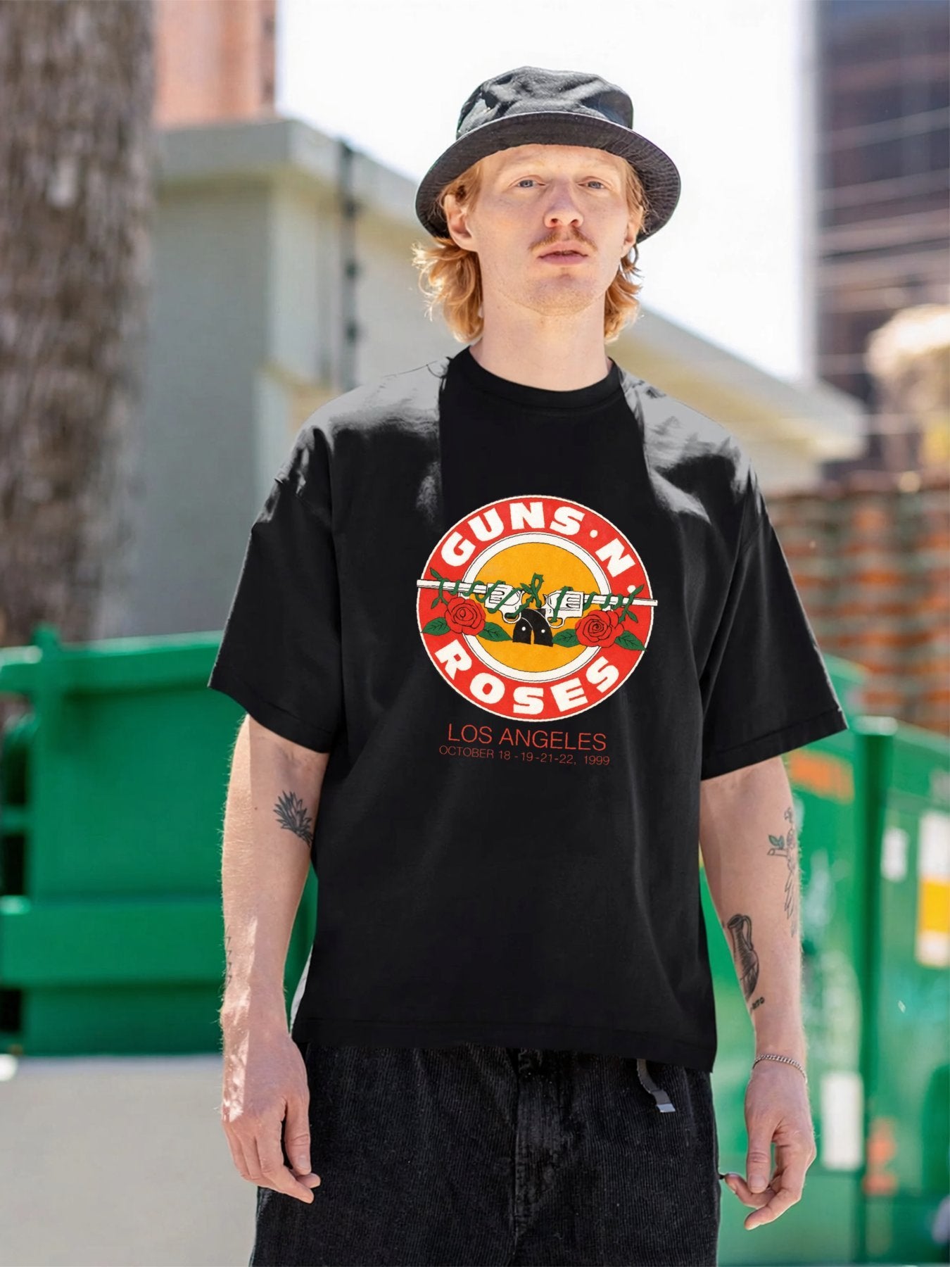 Guns N' Roses Los Angeles 1999 Graphic T-Shirt