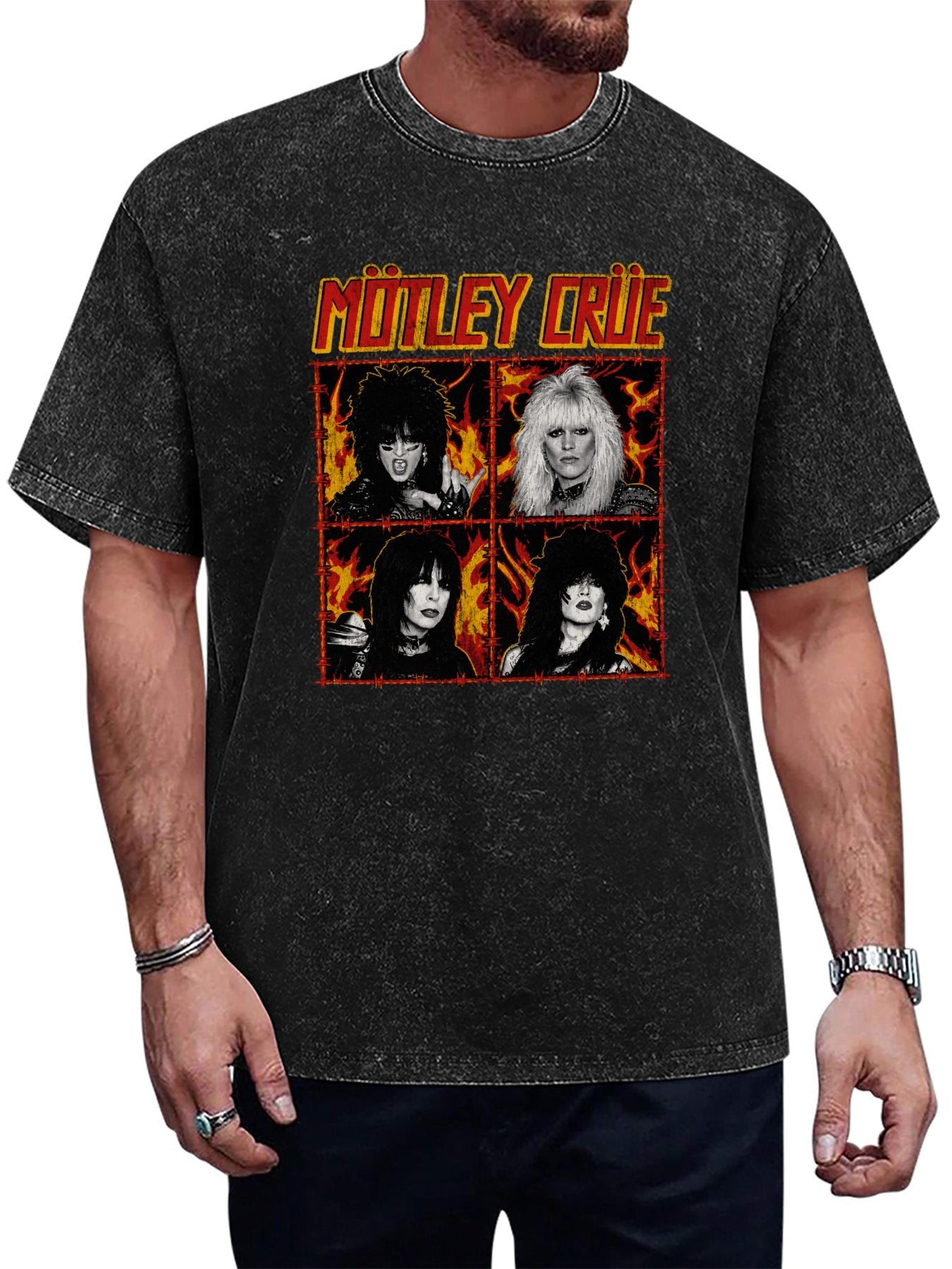 Mötley Crüe Flaming Portrait Graphic T-Shirt Main image