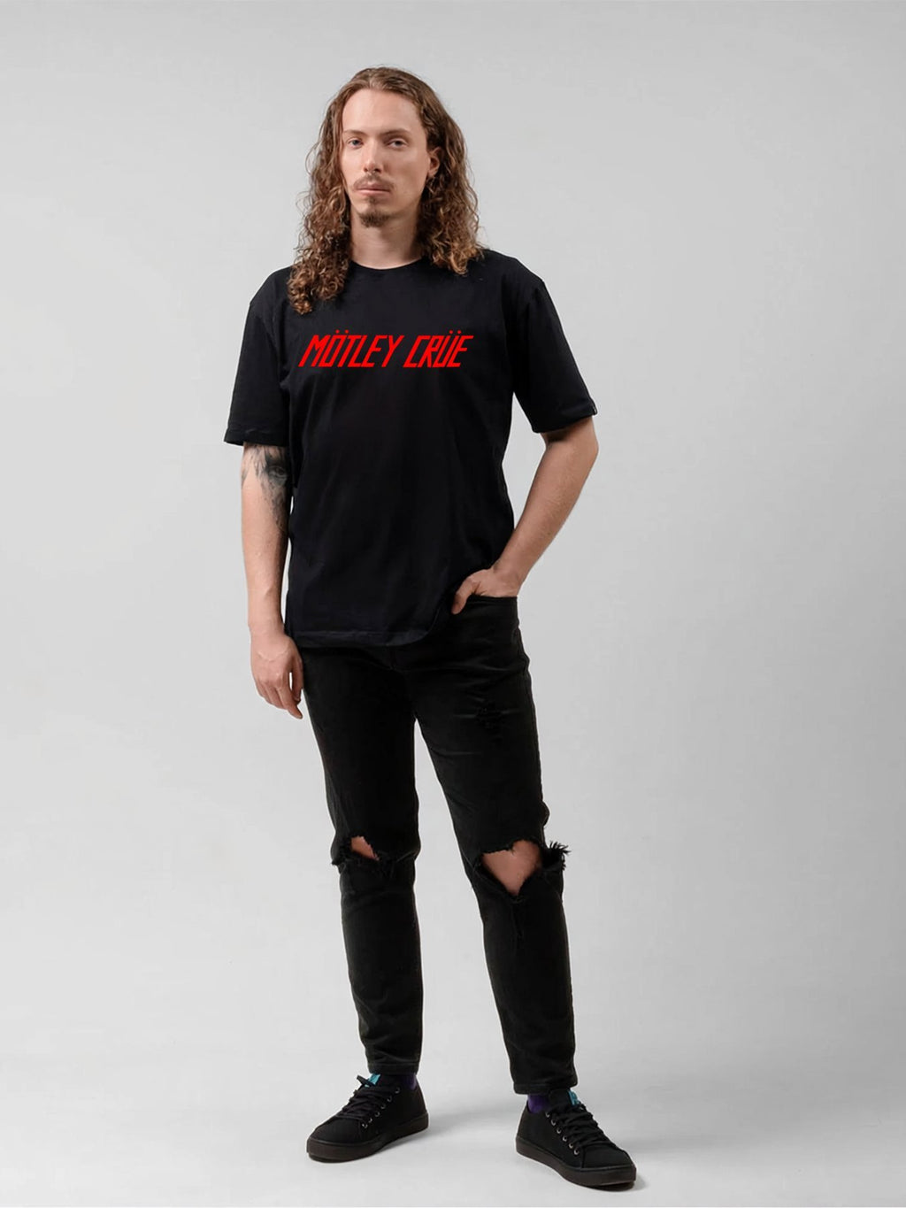 Mötley Crüe Red Minimal Logo Graphic T-Shirt