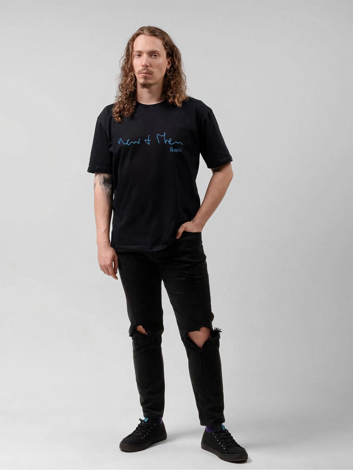 Oasis “Noel & Liam” Script Logo Graphic T-Shirt