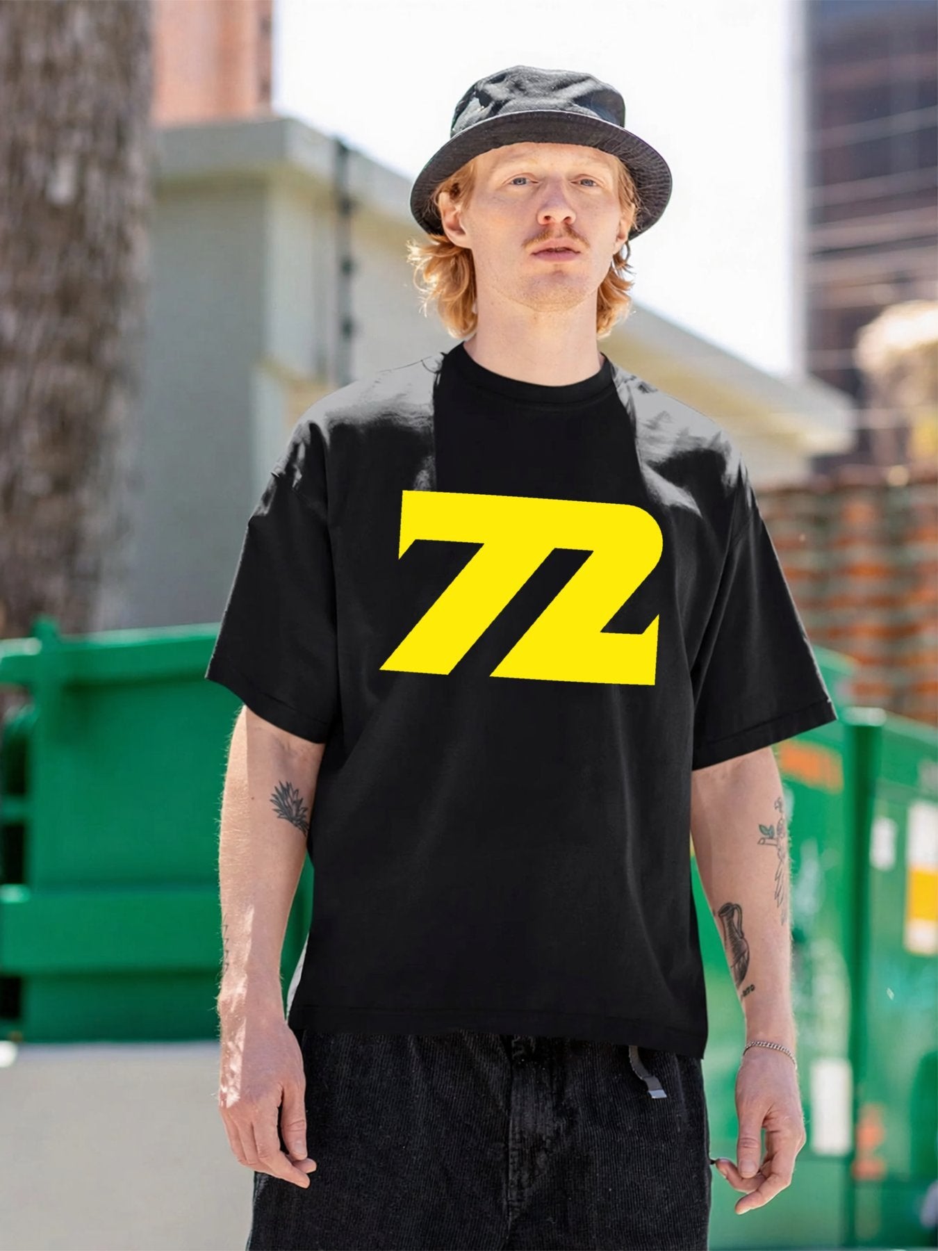 Metallica “72” Logo Graphic T-Shirt