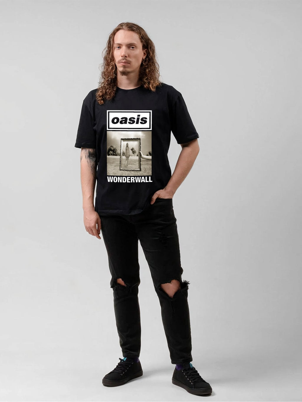Oasis “Wonderwall” Framed Photo Graphic T-Shirt